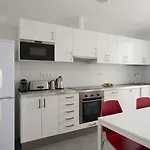أبارتمنتوس روندا دي سانت باو 1 * برشلونة