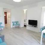 أبارتمنتوس روندا دي سانت باو 1